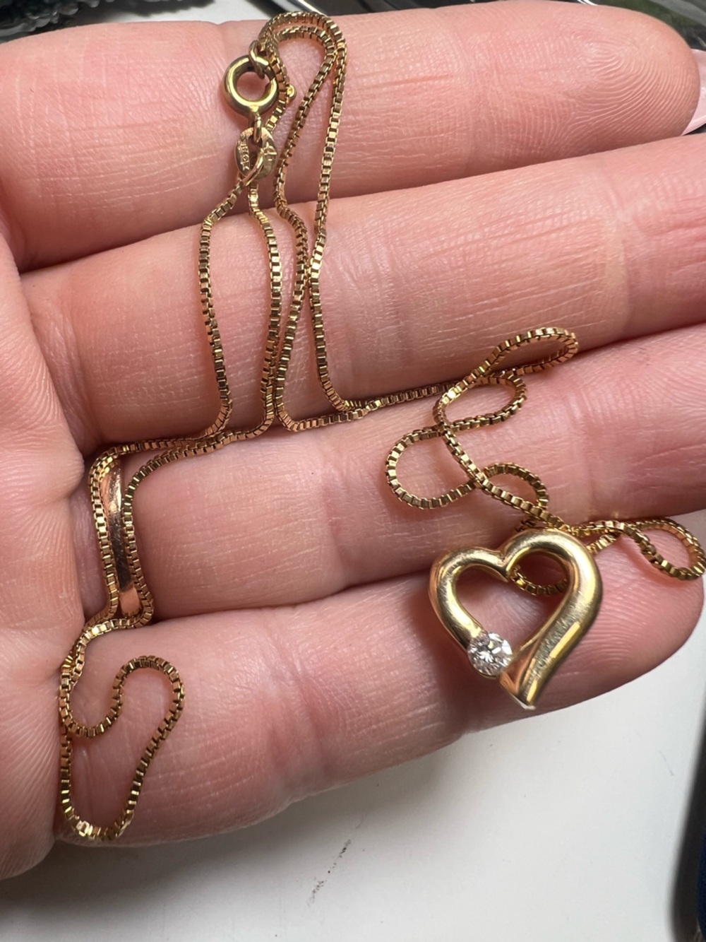 14K solid yellow gold and natural genuine diamond heart necklace